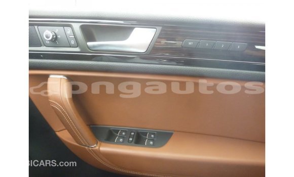 Buy Import Volkswagen Touareg Brown Car in Import - Dubai in Enga Buy Import Volkswagen Touareg Brown Car in Import - Dubai in Enga