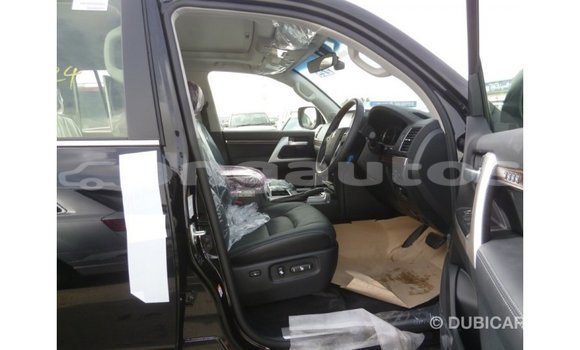 Buy Import Toyota Land Cruiser Black Car in Import - Dubai in Enga Buy Import Toyota Land Cruiser Black Car in Import - Dubai in Enga