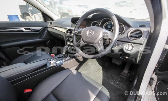 Buy Import Mercedes-Benz 200 White Car in Import - Dubai in Enga Buy Import Mercedes-Benz 200 White Car in Import - Dubai in Enga