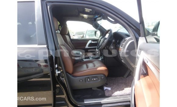 Buy Import Toyota Land Cruiser Black Car in Import - Dubai in Enga Buy Import Toyota Land Cruiser Black Car in Import - Dubai in Enga