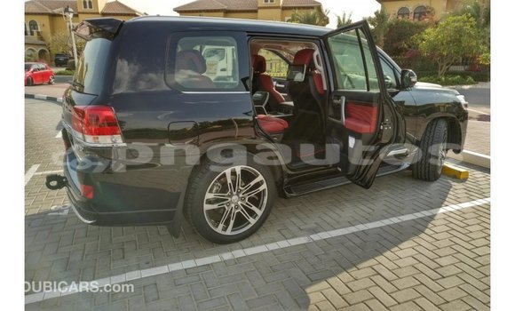 Buy Import Toyota Land Cruiser Black Car in Import - Dubai in Enga Buy Import Toyota Land Cruiser Black Car in Import - Dubai in Enga
