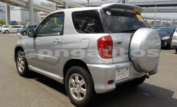 Buy Import Toyota RAV4 Silver Car in Port Moresby in National Capital District Buy Import Toyota RAV4 Silver Car in Port Moresby in National Capital District
