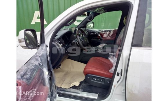 Buy Import Lexus LX White Car in Import - Dubai in Enga Buy Import Lexus LX White Car in Import - Dubai in Enga