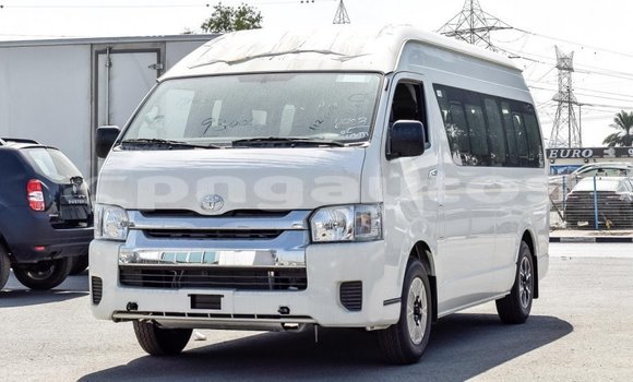 Buy Import Toyota Hiace White Car in Import - Dubai in Enga Buy Import Toyota Hiace White Car in Import - Dubai in Enga