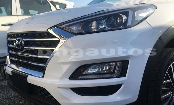 Acheter Import Voiture Hyundai Tucson Blanc à Import - Dubai, Enga Acheter Import Voiture Hyundai Tucson Blanc à Import - Dubai, Enga
