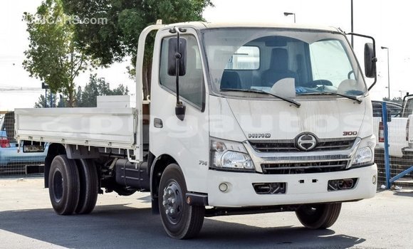 Buy Import Hino 300 Series White Truck in Import - Dubai in Enga