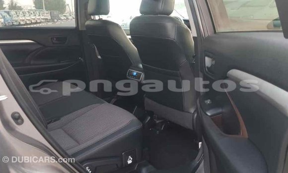 Buy Import Toyota Highlander Other Car in Import - Dubai in Enga Buy Import Toyota Highlander Other Car in Import - Dubai in Enga