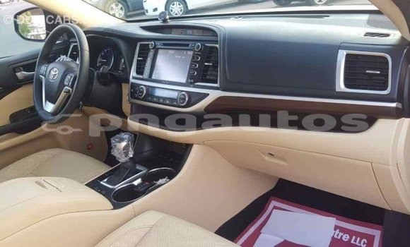 Buy Import Toyota Highlander Blue Car in Import - Dubai in Enga Buy Import Toyota Highlander Blue Car in Import - Dubai in Enga
