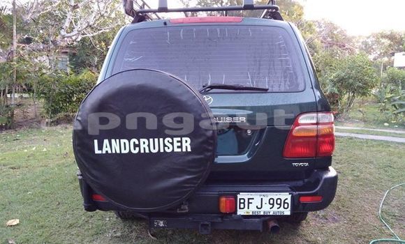 Acheter Occasion Voiture Toyota Land Cruiser Vert à Port Moresby, National Capital District Acheter Occasion Voiture Toyota Land Cruiser Vert à Port Moresby, National Capital District