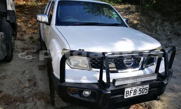 Acheter Occasion Voiture Nissan Navara Blanc à Port Moresby, National Capital District Acheter Occasion Voiture Nissan Navara Blanc à Port Moresby, National Capital District