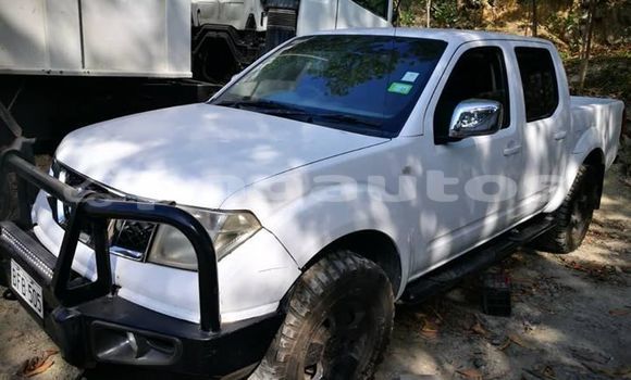 Acheter Occasion Voiture Nissan Navara Blanc à Port Moresby, National Capital District Acheter Occasion Voiture Nissan Navara Blanc à Port Moresby, National Capital District