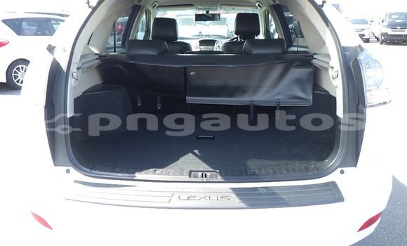 Buy Import Toyota Harrier White Car in Port Moresby in National Capital District Buy Import Toyota Harrier White Car in Port Moresby in National Capital District