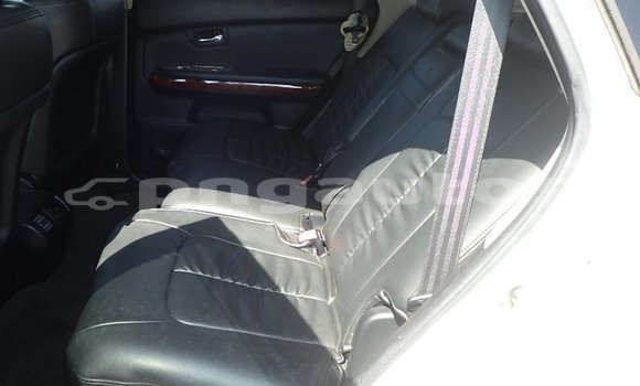 Buy Import Toyota Harrier White Car in Port Moresby in National Capital District Buy Import Toyota Harrier White Car in Port Moresby in National Capital District