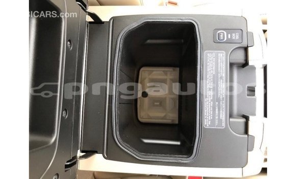 Buy Import Toyota Land Cruiser Black Car in Import - Dubai in Enga Buy Import Toyota Land Cruiser Black Car in Import - Dubai in Enga