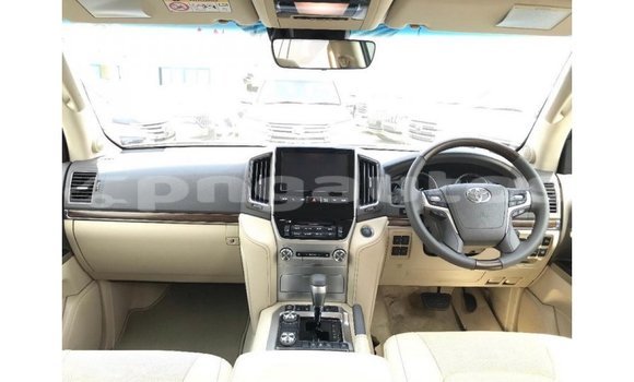 Buy Import Toyota Land Cruiser Black Car in Import - Dubai in Enga Buy Import Toyota Land Cruiser Black Car in Import - Dubai in Enga