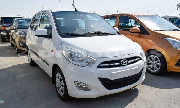 Buy Import Hyundai i10 White Car in Import - Dubai in Enga Buy Import Hyundai i10 White Car in Import - Dubai in Enga