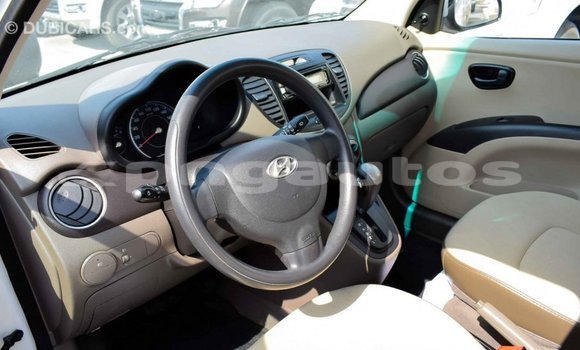 Buy Import Hyundai i10 White Car in Import - Dubai in Enga Buy Import Hyundai i10 White Car in Import - Dubai in Enga
