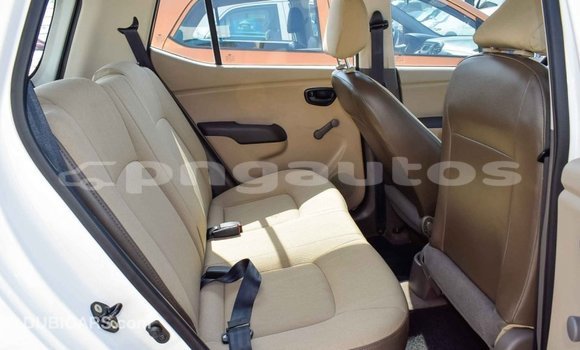 Buy Import Hyundai i10 White Car in Import - Dubai in Enga Buy Import Hyundai i10 White Car in Import - Dubai in Enga