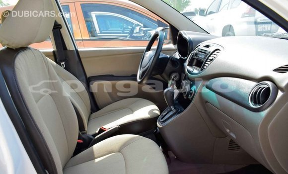 Buy Import Hyundai i10 White Car in Import - Dubai in Enga Buy Import Hyundai i10 White Car in Import - Dubai in Enga