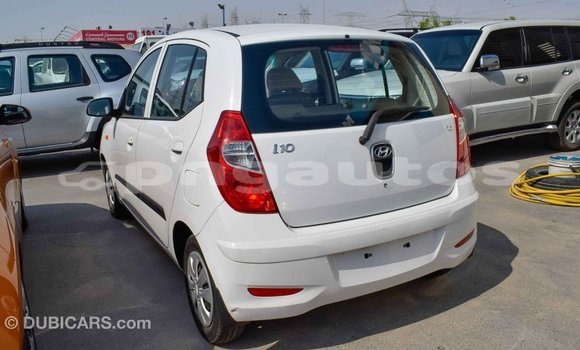 Buy Import Hyundai i10 White Car in Import - Dubai in Enga Buy Import Hyundai i10 White Car in Import - Dubai in Enga
