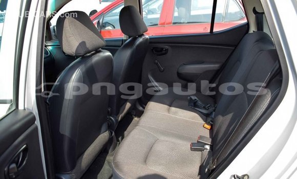Buy Import Hyundai i10 Other Car in Import - Dubai in Enga Buy Import Hyundai i10 Other Car in Import - Dubai in Enga
