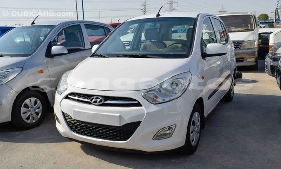 Buy Import Hyundai i10 White Car in Import - Dubai in Enga Buy Import Hyundai i10 White Car in Import - Dubai in Enga