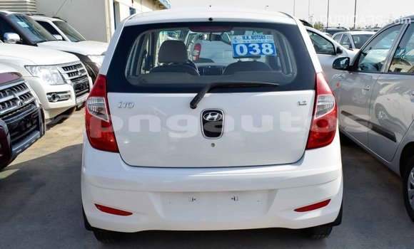 Buy Import Hyundai i10 White Car in Import - Dubai in Enga Buy Import Hyundai i10 White Car in Import - Dubai in Enga
