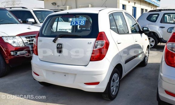 Buy Import Hyundai i10 White Car in Import - Dubai in Enga Buy Import Hyundai i10 White Car in Import - Dubai in Enga
