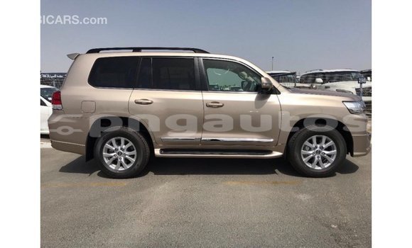 Buy Import Toyota Land Cruiser Other Car in Import - Dubai in Enga Buy Import Toyota Land Cruiser Other Car in Import - Dubai in Enga