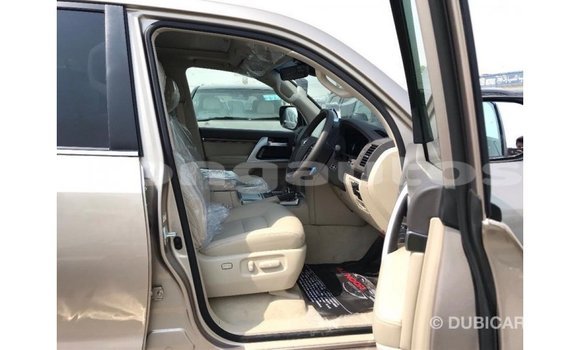 Buy Import Toyota Land Cruiser Other Car in Import - Dubai in Enga Buy Import Toyota Land Cruiser Other Car in Import - Dubai in Enga