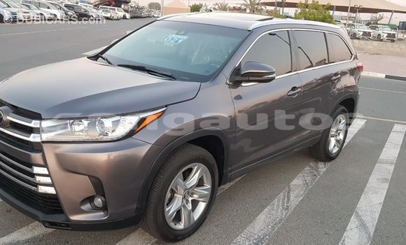 Buy Import Toyota Highlander Other Car in Import - Dubai in Enga Buy Import Toyota Highlander Other Car in Import - Dubai in Enga