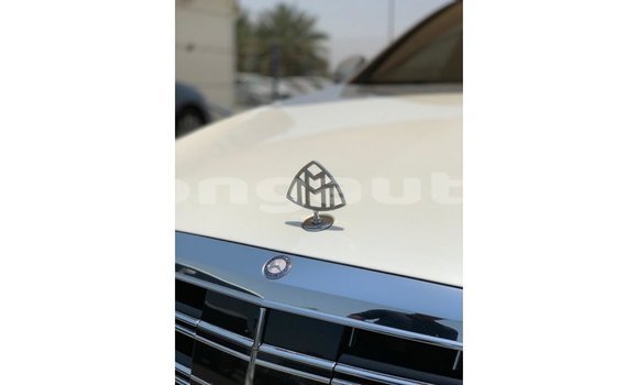 Buy Import Mercedes-Benz 190 White Car in Import - Dubai in Enga Buy Import Mercedes-Benz 190 White Car in Import - Dubai in Enga