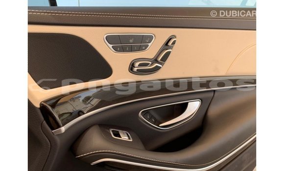 Buy Import Mercedes-Benz 190 White Car in Import - Dubai in Enga Buy Import Mercedes-Benz 190 White Car in Import - Dubai in Enga