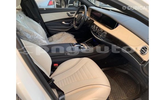 Buy Import Mercedes-Benz 190 White Car in Import - Dubai in Enga Buy Import Mercedes-Benz 190 White Car in Import - Dubai in Enga