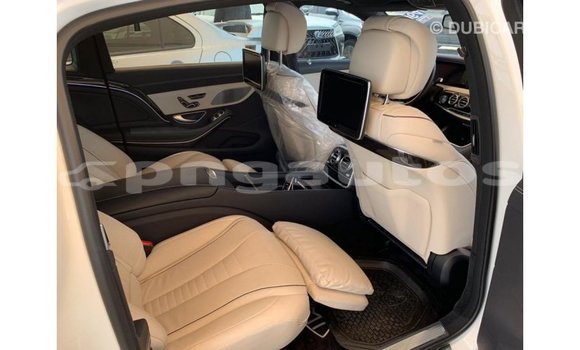 Buy Import Mercedes-Benz 190 White Car in Import - Dubai in Enga Buy Import Mercedes-Benz 190 White Car in Import - Dubai in Enga