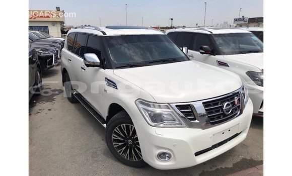 Buy Import Nissan Patrol White Car in Import - Dubai in Enga Buy Import Nissan Patrol White Car in Import - Dubai in Enga