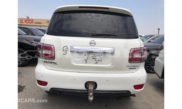 Buy Import Nissan Patrol White Car in Import - Dubai in Enga Buy Import Nissan Patrol White Car in Import - Dubai in Enga