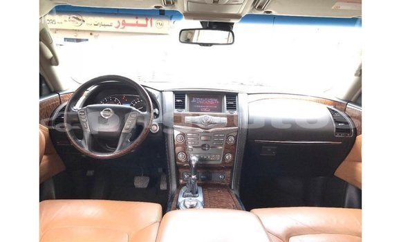 Buy Import Nissan Patrol White Car in Import - Dubai in Enga Buy Import Nissan Patrol White Car in Import - Dubai in Enga