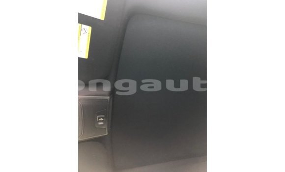 Buy Import Ford Club Wagon White Car in Import - Dubai in Enga Buy Import Ford Club Wagon White Car in Import - Dubai in Enga