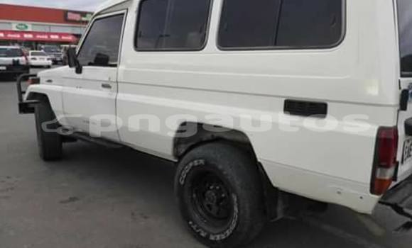 Buy Used Toyota Land Cruiser Other Car in Madang in Madang Buy Used Toyota Land Cruiser Other Car in Madang in Madang