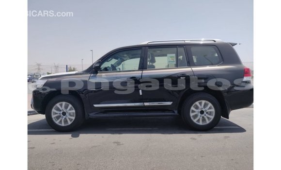 Buy Import Toyota Land Cruiser Other Car in Import - Dubai in Enga Buy Import Toyota Land Cruiser Other Car in Import - Dubai in Enga