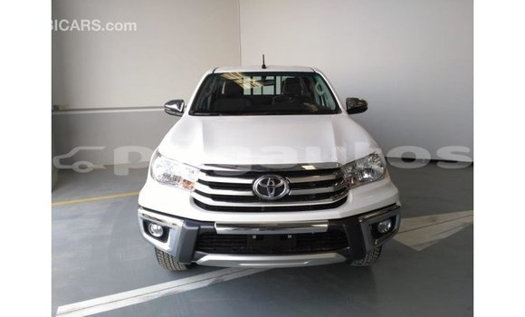Buy Import Toyota Hilux White Car in Import - Dubai in Enga Buy Import Toyota Hilux White Car in Import - Dubai in Enga