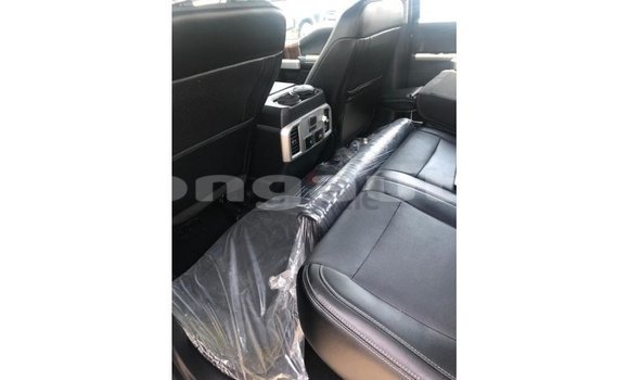 Buy Import Ford Club Wagon Black Car in Import - Dubai in Enga Buy Import Ford Club Wagon Black Car in Import - Dubai in Enga