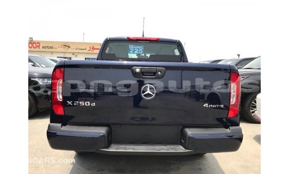 Buy Import Mercedes-Benz 250 Blue Car in Import - Dubai in Enga Buy Import Mercedes-Benz 250 Blue Car in Import - Dubai in Enga