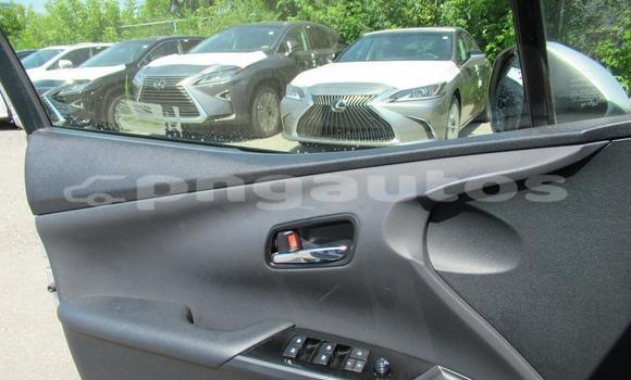 Acheter Import Voiture Toyota Prius Gris à Import - Dubai, Enga Acheter Import Voiture Toyota Prius Gris à Import - Dubai, Enga