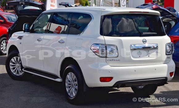Buy Import Nissan Patrol White Car in Import - Dubai in Enga Buy Import Nissan Patrol White Car in Import - Dubai in Enga