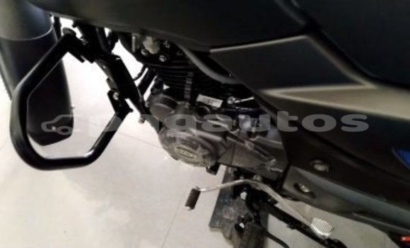 Acheter Import Moto Bajaj PULSAR Noir à Port Moresby, National Capital District Acheter Import Moto Bajaj PULSAR Noir à Port Moresby, National Capital District