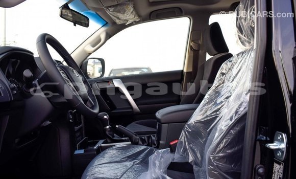 Buy Import Toyota Land Cruiser Black Car in Import - Dubai in Enga Buy Import Toyota Land Cruiser Black Car in Import - Dubai in Enga