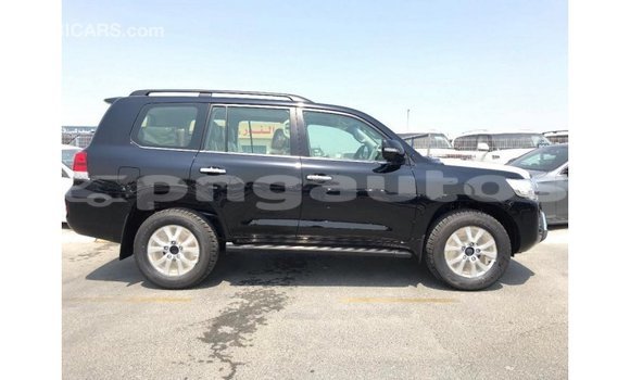 Buy Import Toyota Land Cruiser Black Car in Import - Dubai in Enga Buy Import Toyota Land Cruiser Black Car in Import - Dubai in Enga