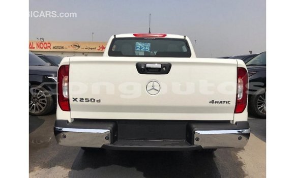 Buy Import Mercedes-Benz 250 White Car in Import - Dubai in Enga Buy Import Mercedes-Benz 250 White Car in Import - Dubai in Enga